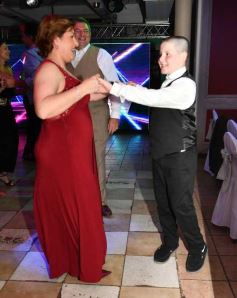 Foto de la galería: Reina de la noche: fiesta y diversión en los 15 años de Daniela Saiman