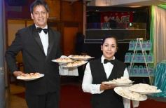 Foto de la galería: Reina de la noche: fiesta y diversión en los 15 años de Daniela Saiman