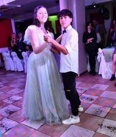 Foto de la galería: Reina de la noche: fiesta y diversión en los 15 años de Daniela Saiman