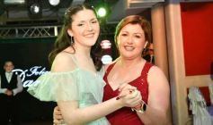 Foto de la galería: Reina de la noche: fiesta y diversión en los 15 años de Daniela Saiman