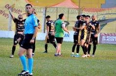 Foto de la galería: Crucero ganó y quedó a tiro de la clasificación en el Federal A