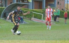 Foto de la galería: Crucero ganó y quedó a tiro de la clasificación en el Federal A