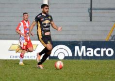 Foto de la galería: Crucero ganó y quedó a tiro de la clasificación en el Federal A