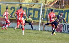 Foto de la galería: Crucero ganó y quedó a tiro de la clasificación en el Federal A