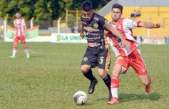 Foto de la galería: Crucero ganó y quedó a tiro de la clasificación en el Federal A