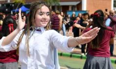 Foto de la galería: Estudiantina 2022: la fiesta fue de los estudiantes en la primera prueba piloto