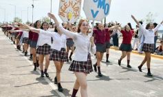 Foto de la galería: Estudiantina 2022: la fiesta fue de los estudiantes en la primera prueba piloto