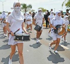 Foto de la galería: Estudiantina 2022: la fiesta fue de los estudiantes en la primera prueba piloto