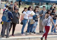 Foto de la galería: Estudiantina 2022: la fiesta fue de los estudiantes en la primera prueba piloto