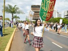 Foto de la galería: Estudiantina 2022: la fiesta fue de los estudiantes en la primera prueba piloto