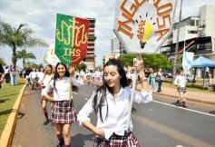 Foto de la galería: Estudiantina 2022: la fiesta fue de los estudiantes en la primera prueba piloto