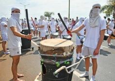 Foto de la galería: Estudiantina 2022: la fiesta fue de los estudiantes en la primera prueba piloto