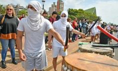 Foto de la galería: Estudiantina 2022: la fiesta fue de los estudiantes en la primera prueba piloto
