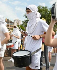 Foto de la galería: Estudiantina 2022: la fiesta fue de los estudiantes en la primera prueba piloto
