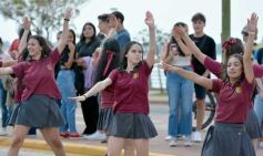 Foto de la galería: Estudiantina 2022: la fiesta fue de los estudiantes en la primera prueba piloto