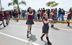 Foto de la galería: Estudiantina 2022: la fiesta fue de los estudiantes en la primera prueba piloto