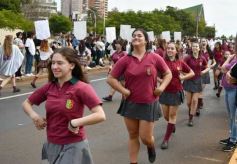 Foto de la galería: Estudiantina 2022: la fiesta fue de los estudiantes en la primera prueba piloto