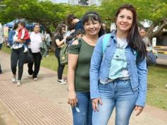Foto de la galería: Estudiantina 2022: la fiesta fue de los estudiantes en la primera prueba piloto