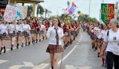 Foto de la galería: Estudiantina 2022: la fiesta fue de los estudiantes en la primera prueba piloto