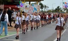 Foto de la galería: Estudiantina 2022: la fiesta fue de los estudiantes en la primera prueba piloto