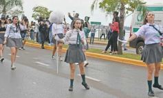 Foto de la galería: Estudiantina 2022: la fiesta fue de los estudiantes en la primera prueba piloto