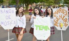 Foto de la galería: Estudiantina 2022: la fiesta fue de los estudiantes en la primera prueba piloto