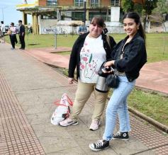 Foto de la galería: Estudiantina 2022: la fiesta fue de los estudiantes en la primera prueba piloto