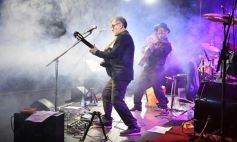 Foto de la galería: Junto al folclore y el afecto popular: el Grupo Salamandra recibió sus 40 años de trayectoria