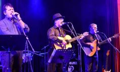 Foto de la galería: Junto al folclore y el afecto popular: el Grupo Salamandra recibió sus 40 años de trayectoria