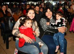 Foto de la galería: Los 50 años del IPLyC: en Posadas se vivió a pura fiesta familiar, música y muchos sorteos