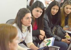 Foto de la galería: Debate en clave política: el Frente Renovador encabezó un congreso de Mujeres Misioneras