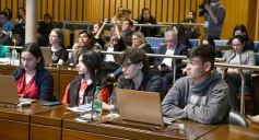 Foto de la galería: Parlamento Internacional: los jóvenes legisladores ocuparon sus bancas y sancionaron leyes