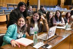 Foto de la galería: Parlamento Internacional: los jóvenes legisladores ocuparon sus bancas y sancionaron leyes