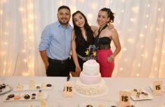 Foto de la galería: Con un espectacular festejo, llegaron los 15 años de Valentina Acuña