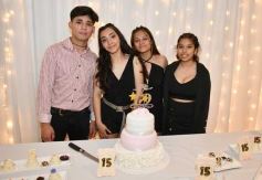 Foto de la galería: Con un espectacular festejo, llegaron los 15 años de Valentina Acuña