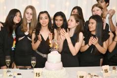 Foto de la galería: Con un espectacular festejo, llegaron los 15 años de Valentina Acuña