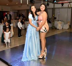 Foto de la galería: Con un espectacular festejo, llegaron los 15 años de Valentina Acuña