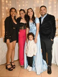 Foto de la galería: Con un espectacular festejo, llegaron los 15 años de Valentina Acuña