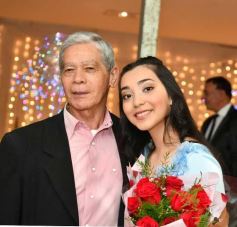 Foto de la galería: Con un espectacular festejo, llegaron los 15 años de Valentina Acuña