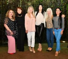 Foto de la galería: Noche de viernes, encuentros y especial festejo en Itakuá