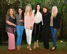 Foto de la galería: Noche de viernes, encuentros y especial festejo en Itakuá