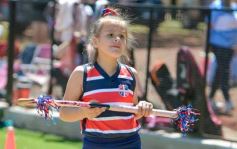 Foto de la galería: Con el hockey a pleno: Centro de Cazadores inauguró su flamante cancha sintética