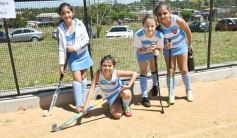 Foto de la galería: Con el hockey a pleno: Centro de Cazadores inauguró su flamante cancha sintética
