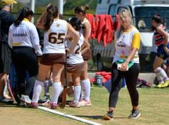 Foto de la galería: Con el hockey a pleno: Centro de Cazadores inauguró su flamante cancha sintética