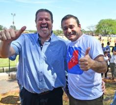Foto de la galería: Con el hockey a pleno: Centro de Cazadores inauguró su flamante cancha sintética