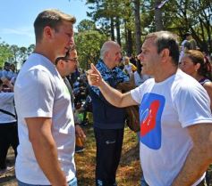 Foto de la galería: Con el hockey a pleno: Centro de Cazadores inauguró su flamante cancha sintética