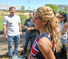 Foto de la galería: Con el hockey a pleno: Centro de Cazadores inauguró su flamante cancha sintética