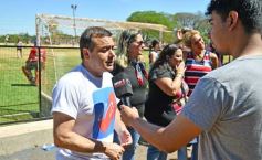 Foto de la galería: Con el hockey a pleno: Centro de Cazadores inauguró su flamante cancha sintética