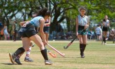 Foto de la galería: Con el hockey a pleno: Centro de Cazadores inauguró su flamante cancha sintética