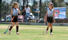Foto de la galería: Con el hockey a pleno: Centro de Cazadores inauguró su flamante cancha sintética